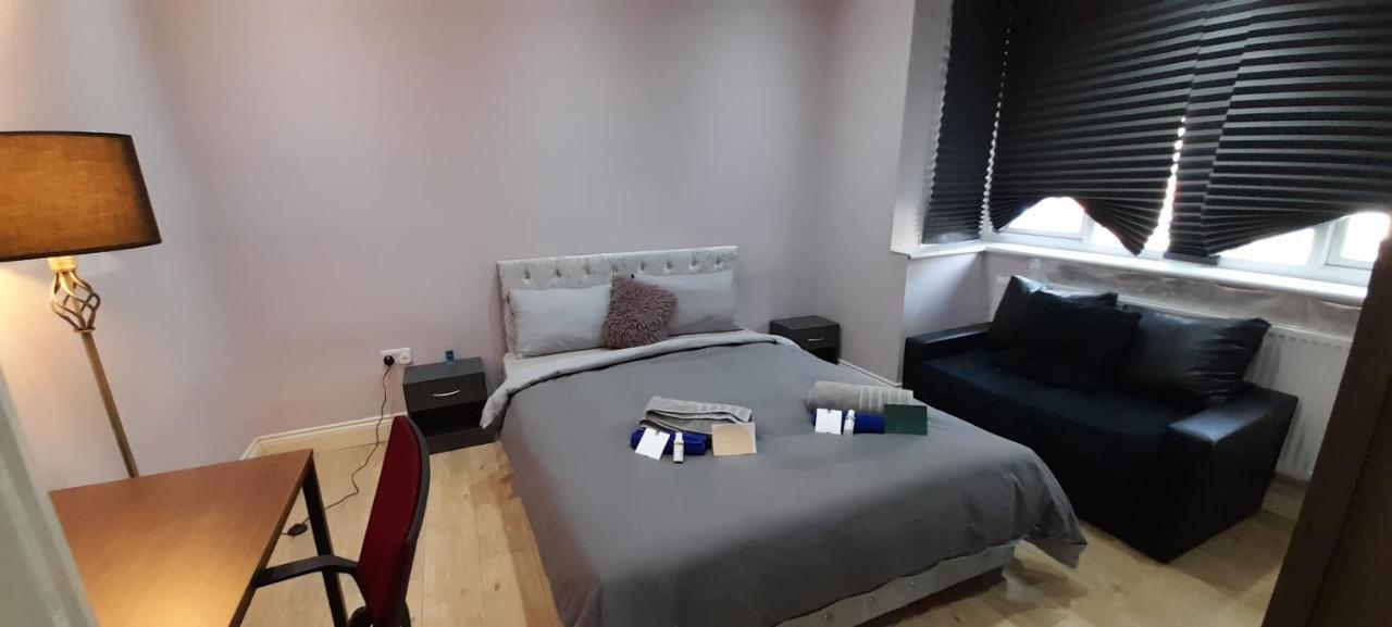 Comfy Fenia Stay Лондон Екстер'єр фото
